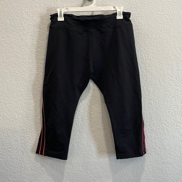 Lorna Jane Black with Pink Piping Stripes Cropped Workout Leggings Size Large - Picture 1 of 7